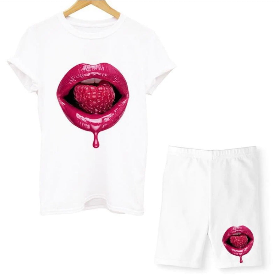 Lips T-shirt shorts set β Best Design with Extreme Comforts