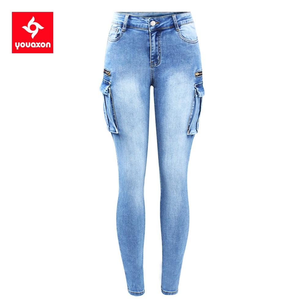 Why Every Curvy Woman Needs a Pair of Multiple Pocket Jeans in Her Wardrobe