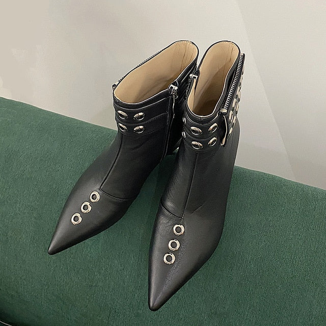 Casual Pointed toe boots - For you and all
